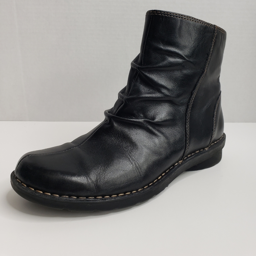 CLARKS Leather Ankle Booties, Size: 7, EUC, $45